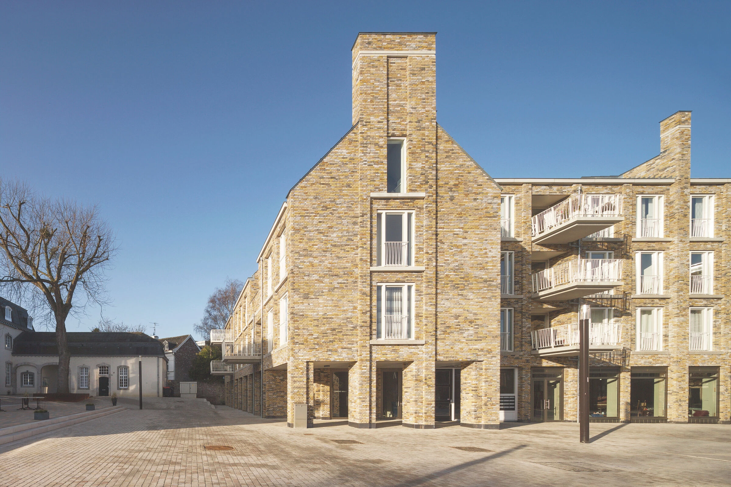 荷兰 Vaals 的 Koningin Julianaplein 居民区及商店建筑设计-15