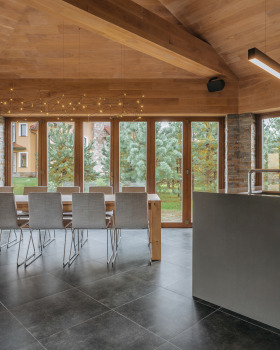 Pavilionwithgardenview