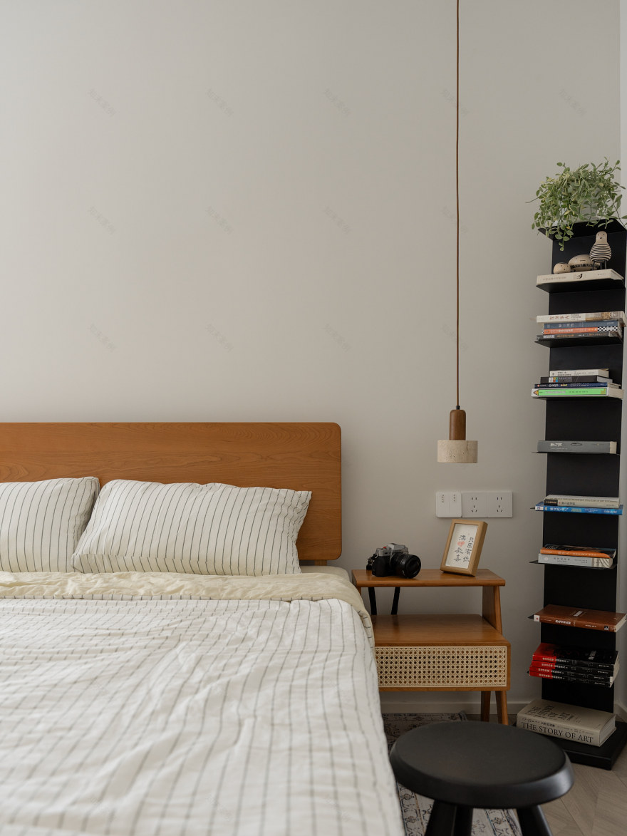 自由式客厅+日式四分离,治愈系的二人一猫-59