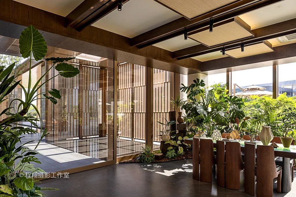 一湖山水，诗意一座城｜绿城&湖州城市集团咏山望湖售楼处实景案例分享-20