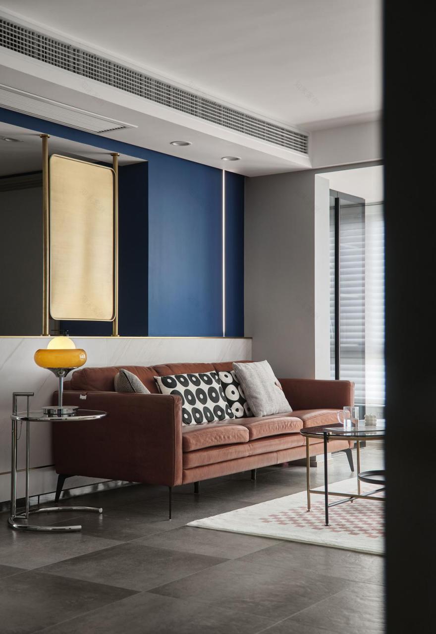 三口之家舒适实用的家居设计-12