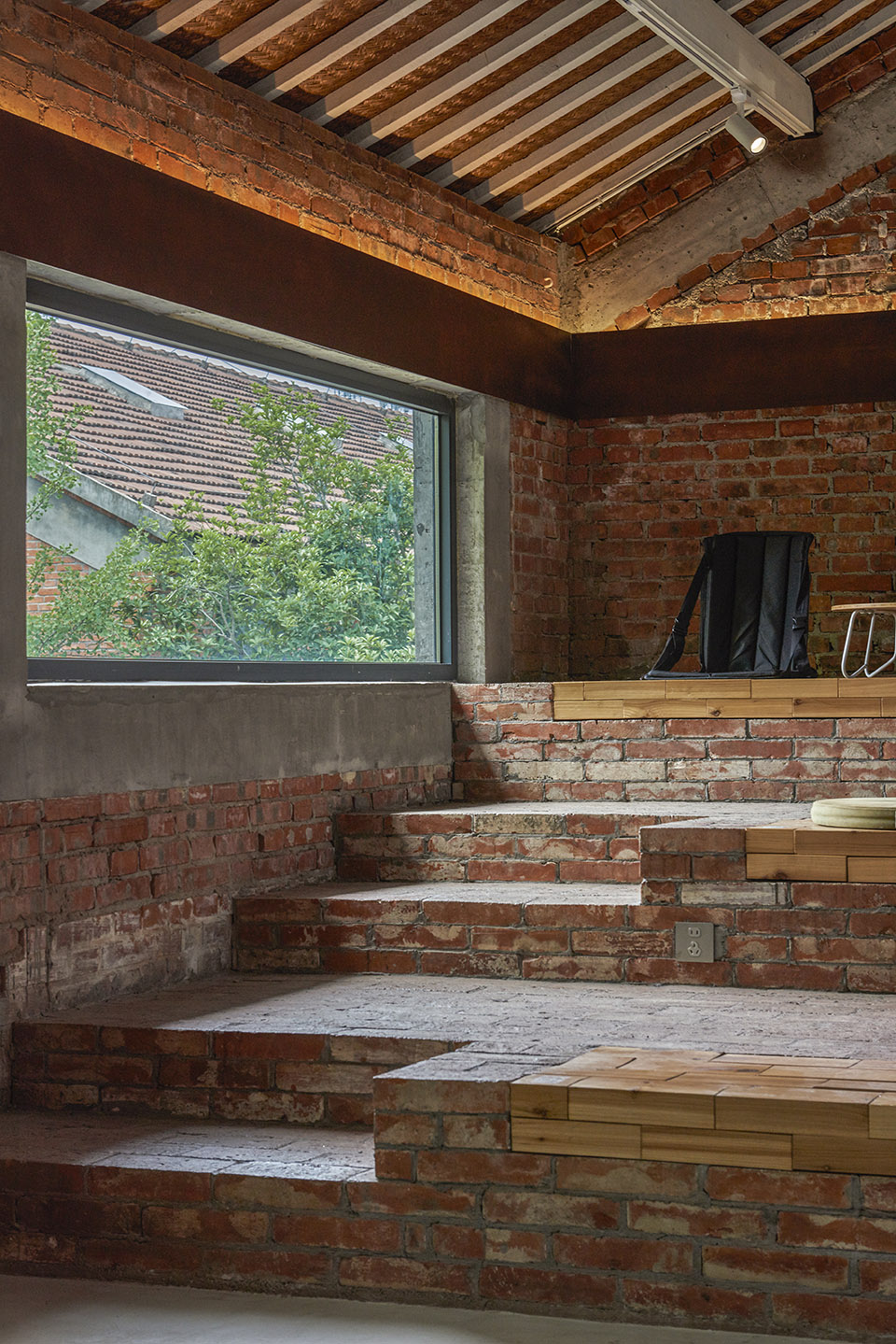 Snow Peak Cafe苏州美罗小奢中心店丨中国苏州丨KiKi建筑设计事务所-40