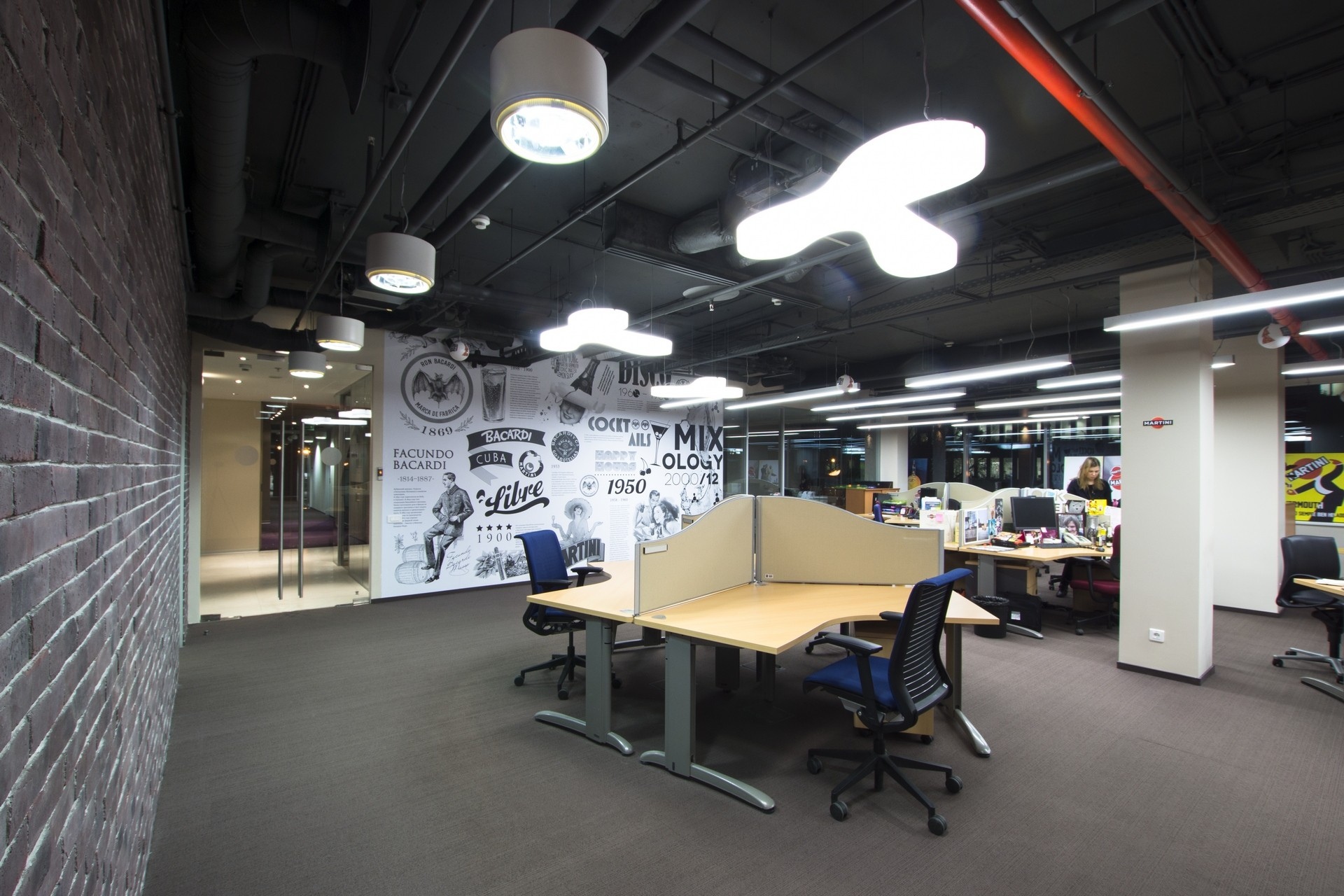 Bacardi 室内设计 | 开放空间与私密空间的完美结合-2