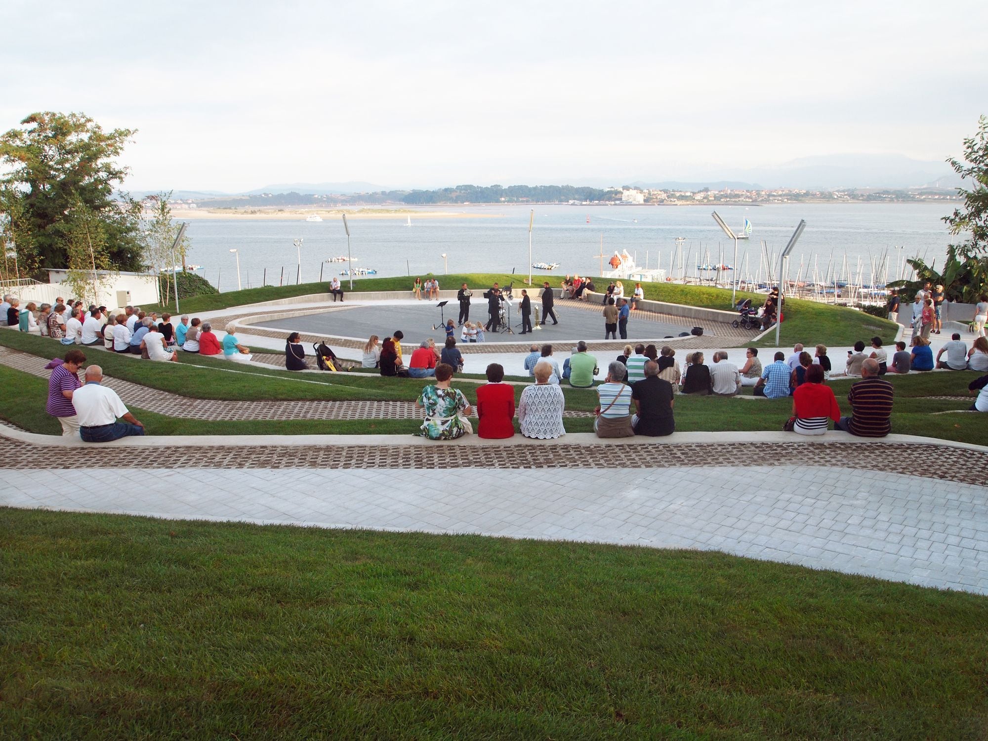 新的圣马丁德拉马尔广场（San Martín de la Mar Square）-4