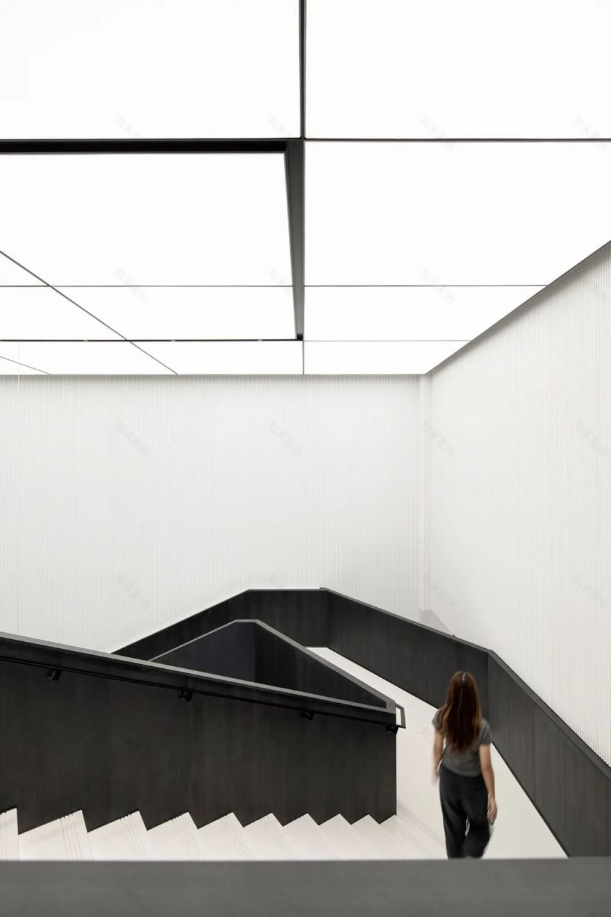 融创南昌·玖玺台销售中心 | 现代简约中的艺术与自然共生-62