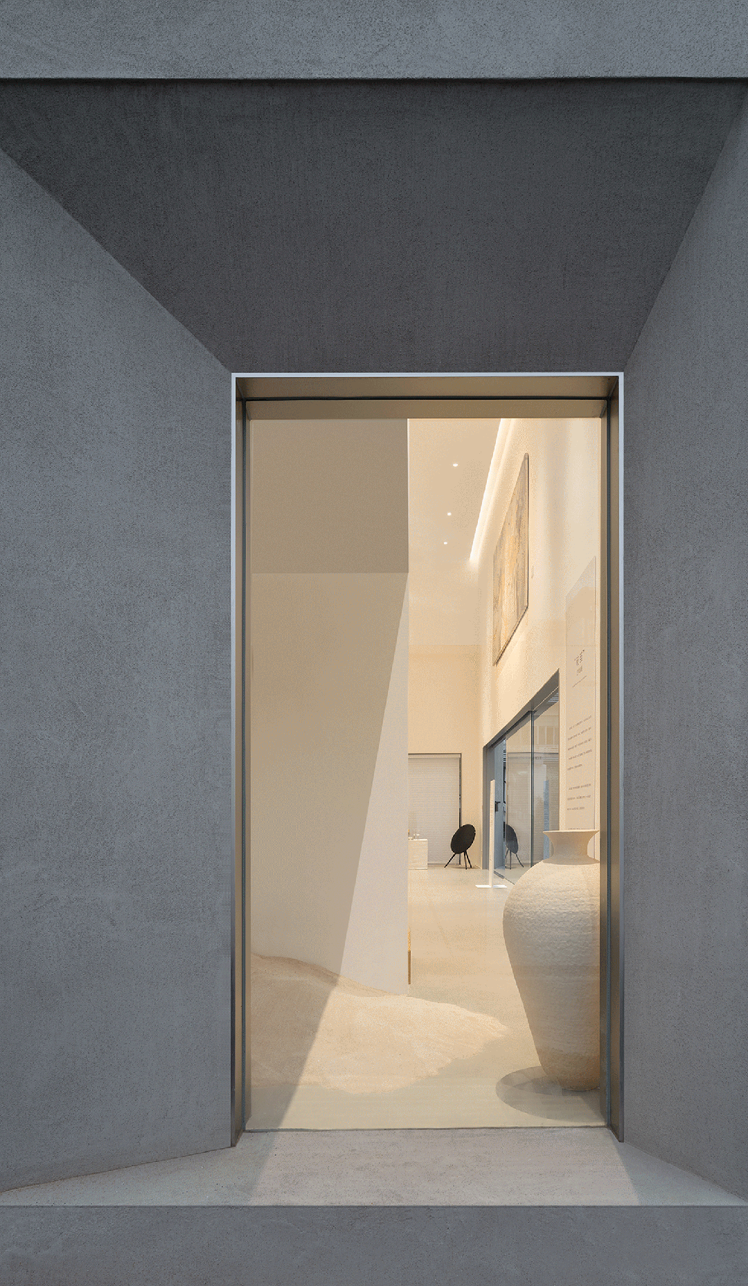 新作 · 广州服装办公室艺术展厅丨中国广州丨路见设计 SEEDESIGN-0