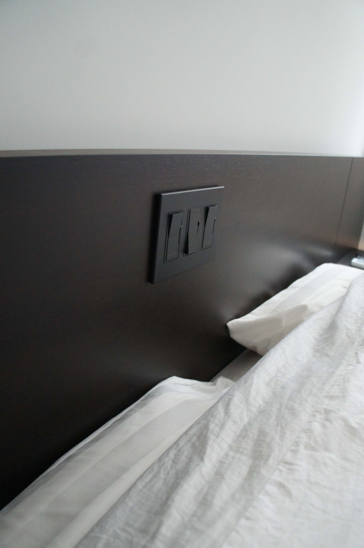 东京渋谷区Y邸寝室国王床设计项目丨日本东京丨株式会社アンプインテリアデザイン-19