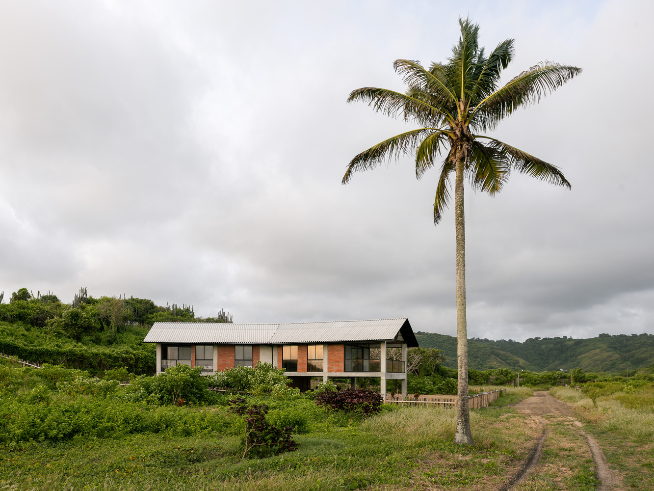 海滨度假屋丨厄瓜多尔-0