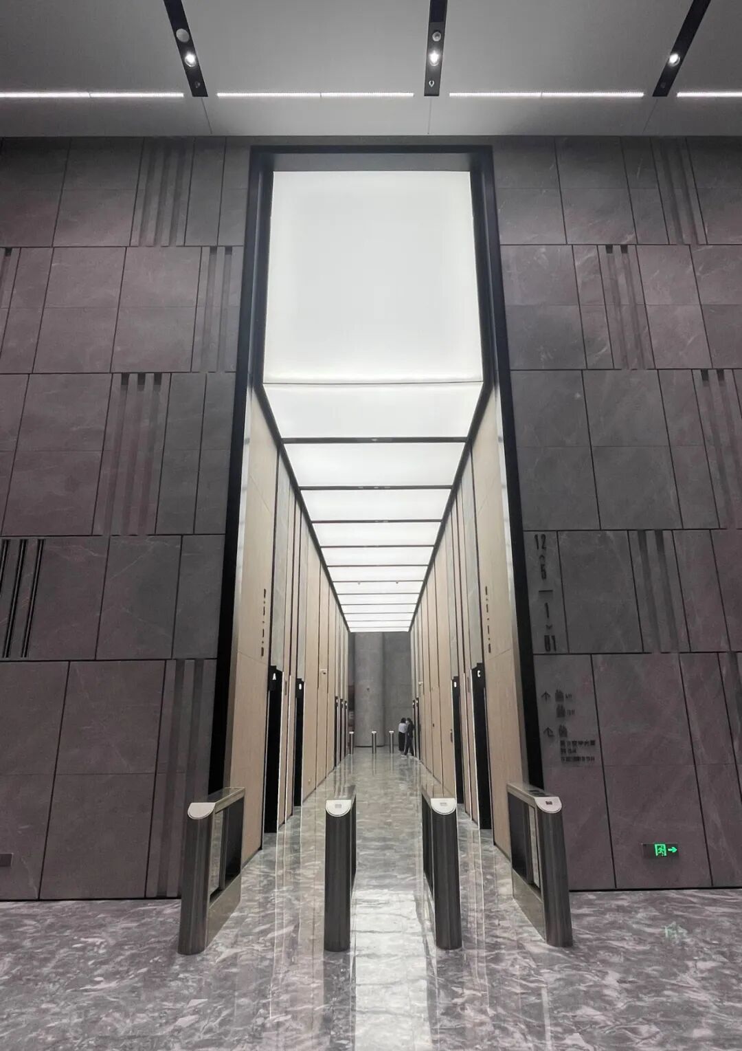 动态|天津嘉里中心二期项目“企业广场”办公楼已竣工-8