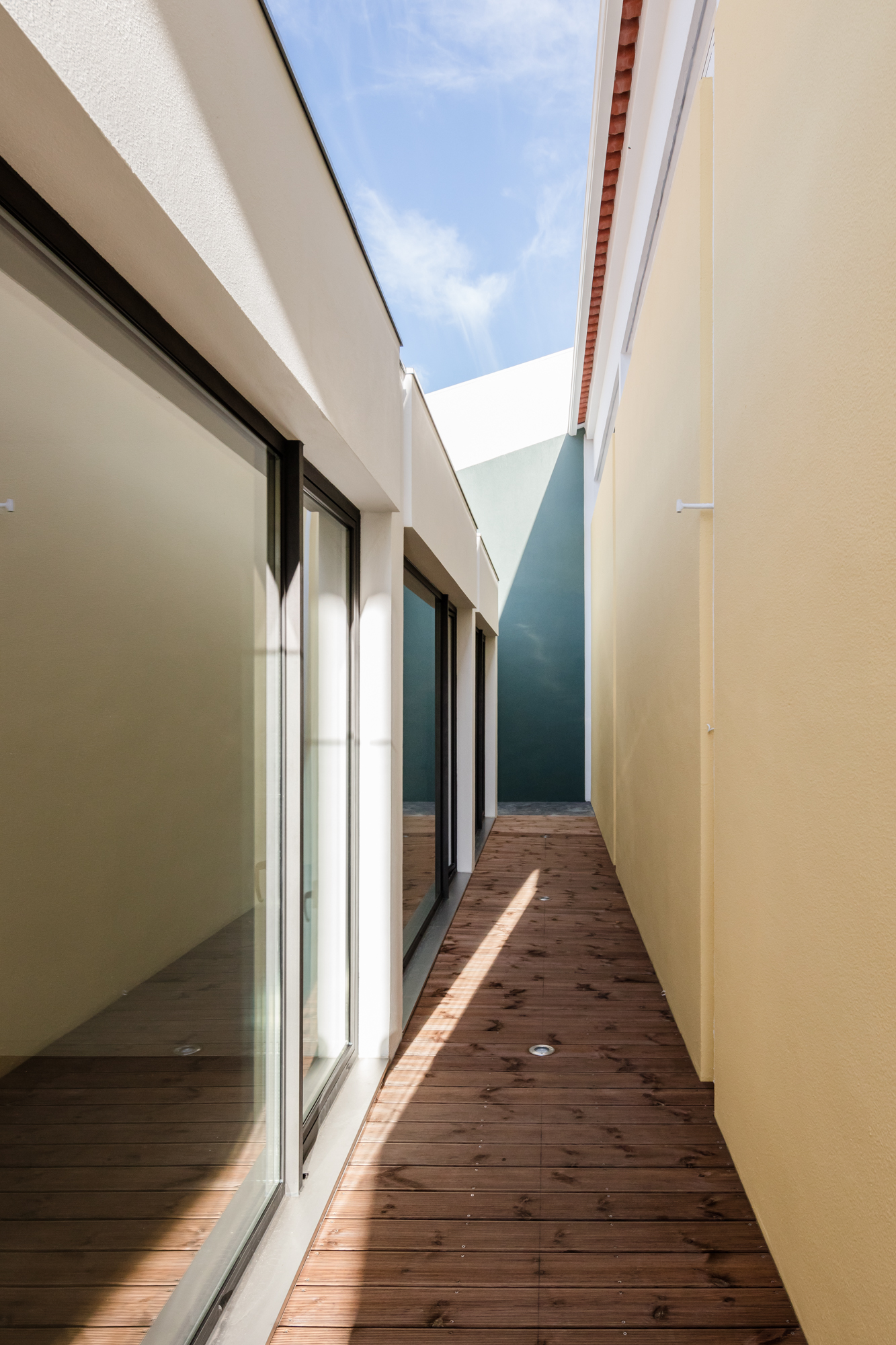 田园牧歌,莫什卡维迪的宗教中心,葡萄牙 / Plano Humano Arquitectos-115