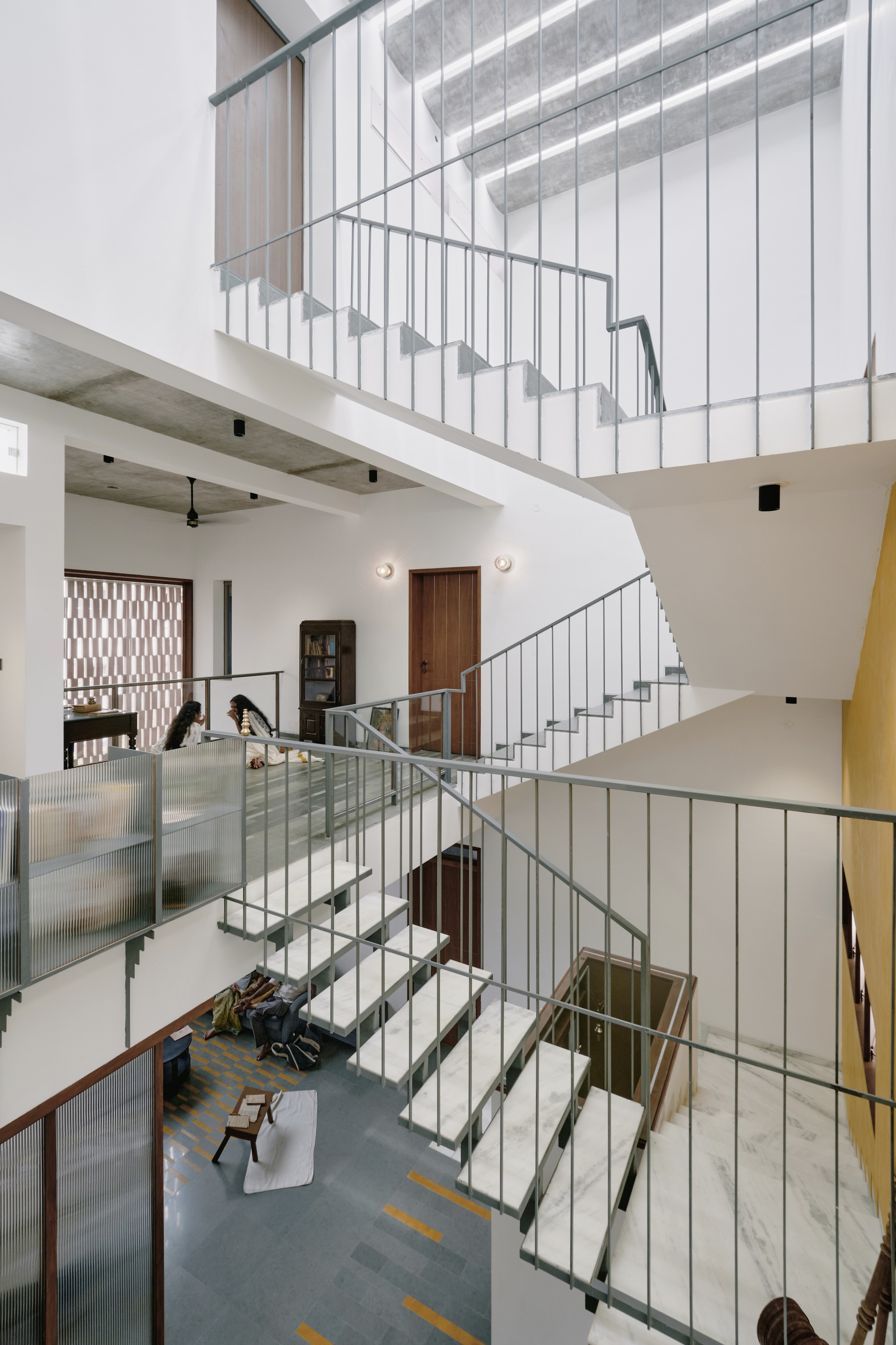 两种现实之屋丨印度本地治里丨STO.M.P-26