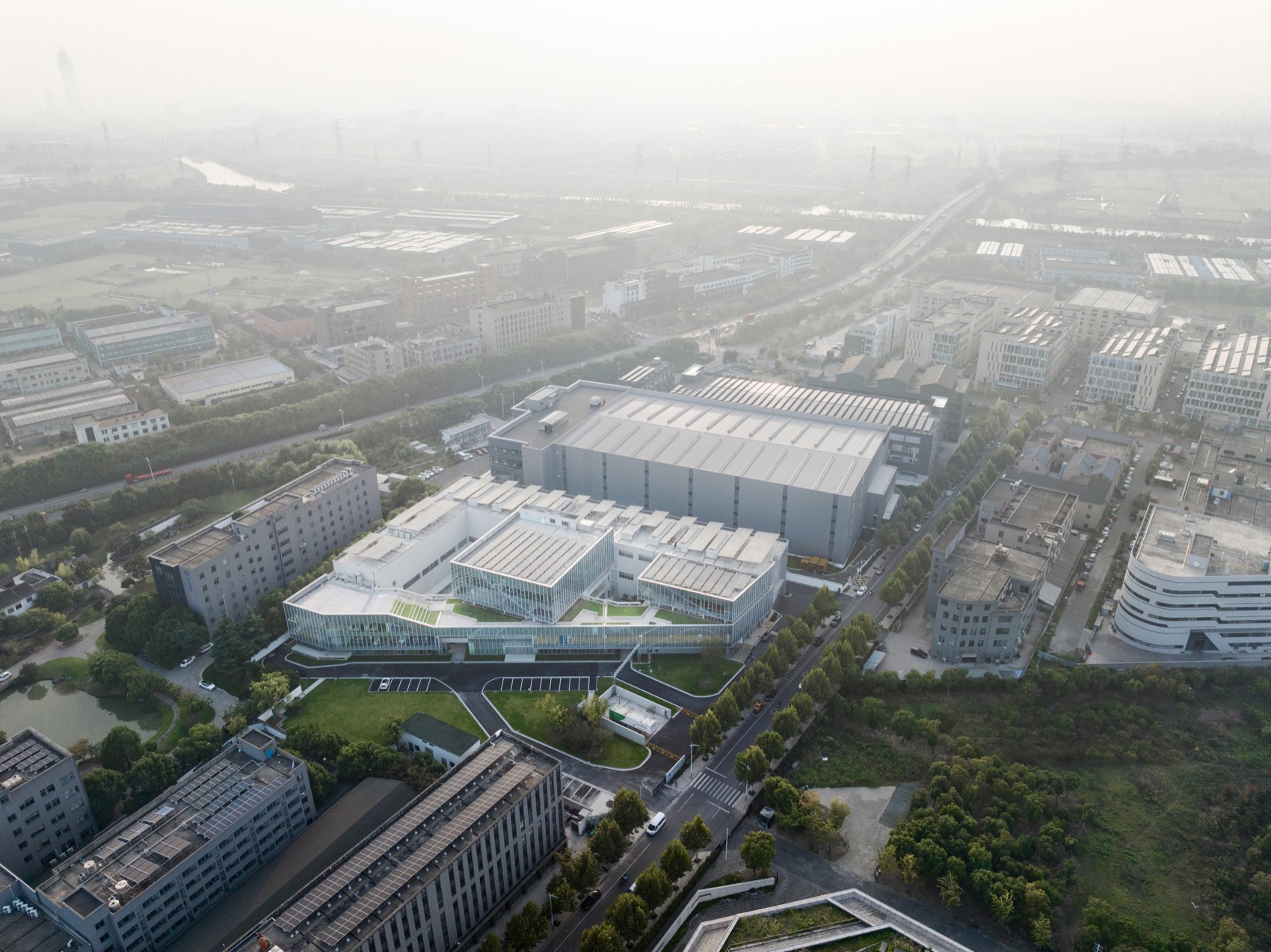 中达科技办公综合体丨中国浙江丨上海半场半地建筑设计工作室-7