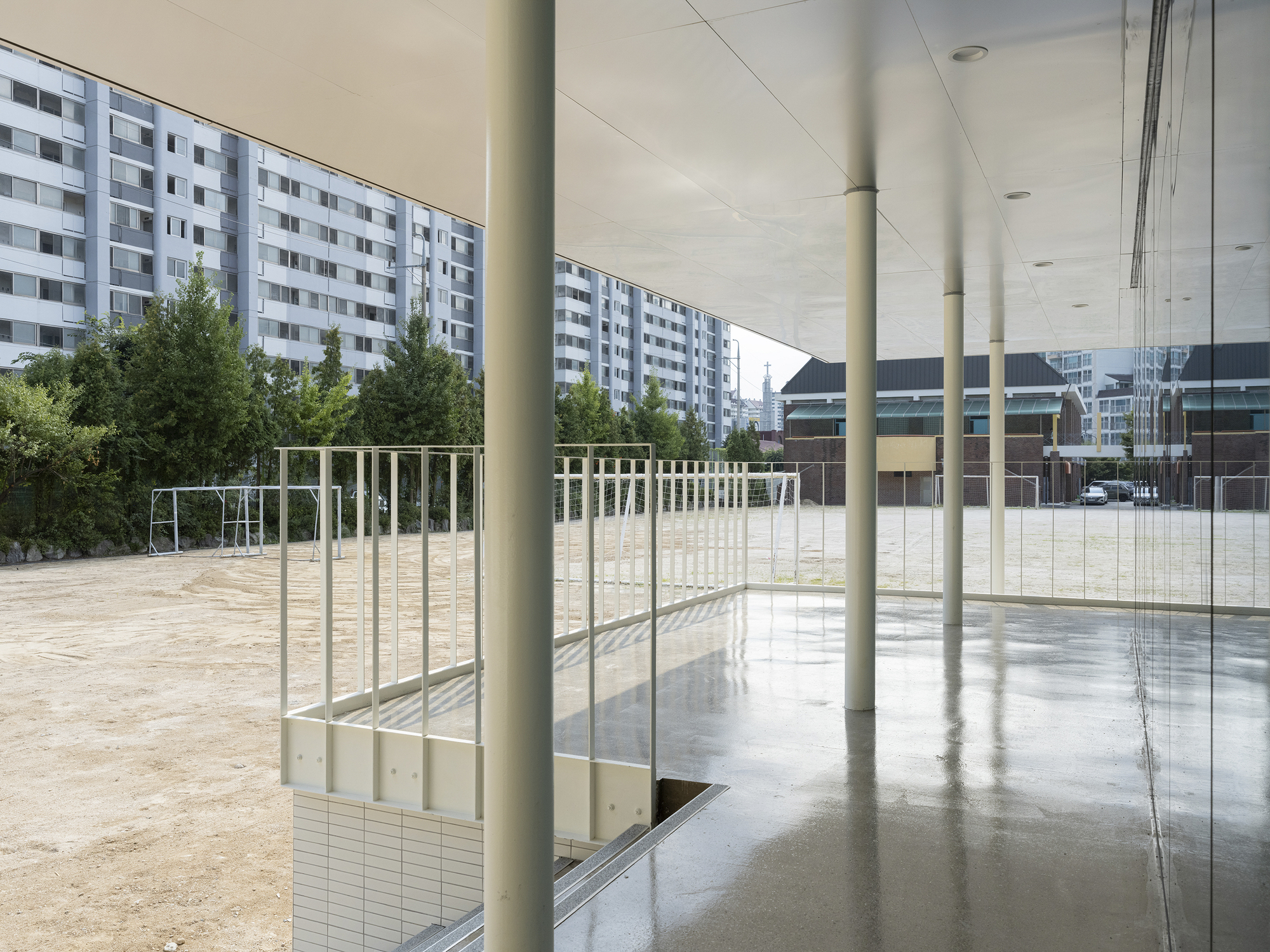 Mirae High School of Science & Technology Cafeteria Extension 高中学校食堂丨Bare Ground Architects-31