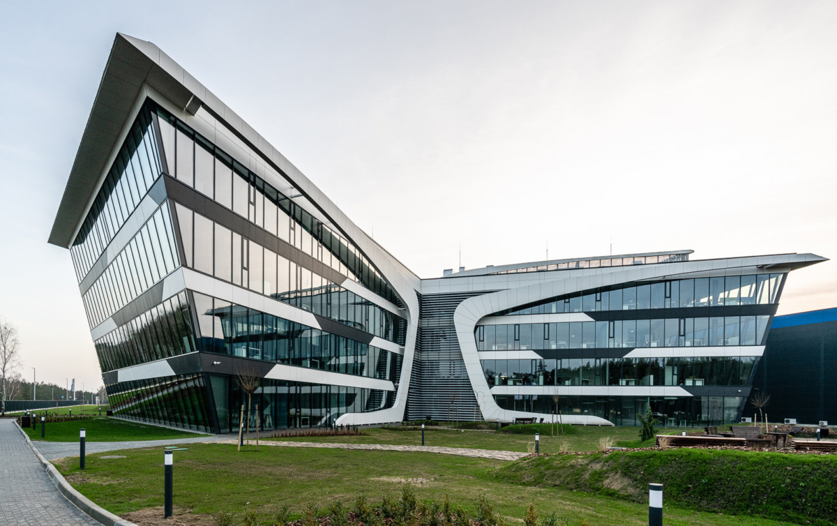 波兰 Neuca 总部办公空间-10