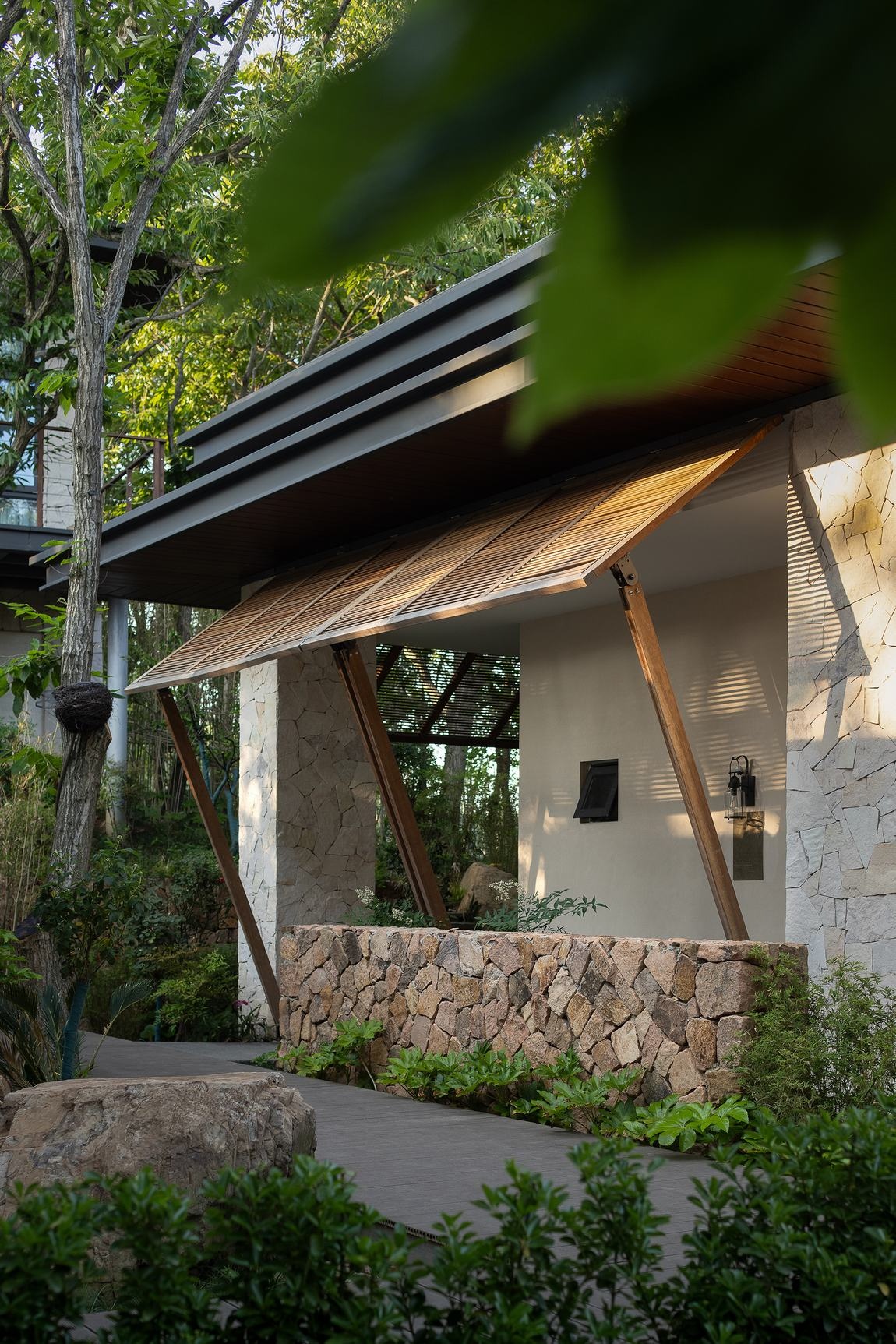 森活·百花里温泉美宿丨伍米尺建筑空间-5