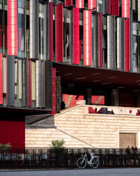 阿尔巴尼亚航空体育场丨阿尔巴尼亚地拉那