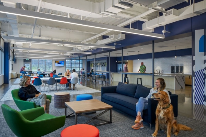 分诊人员配置办公室丨美国奥马哈丨LEO A DALY-24