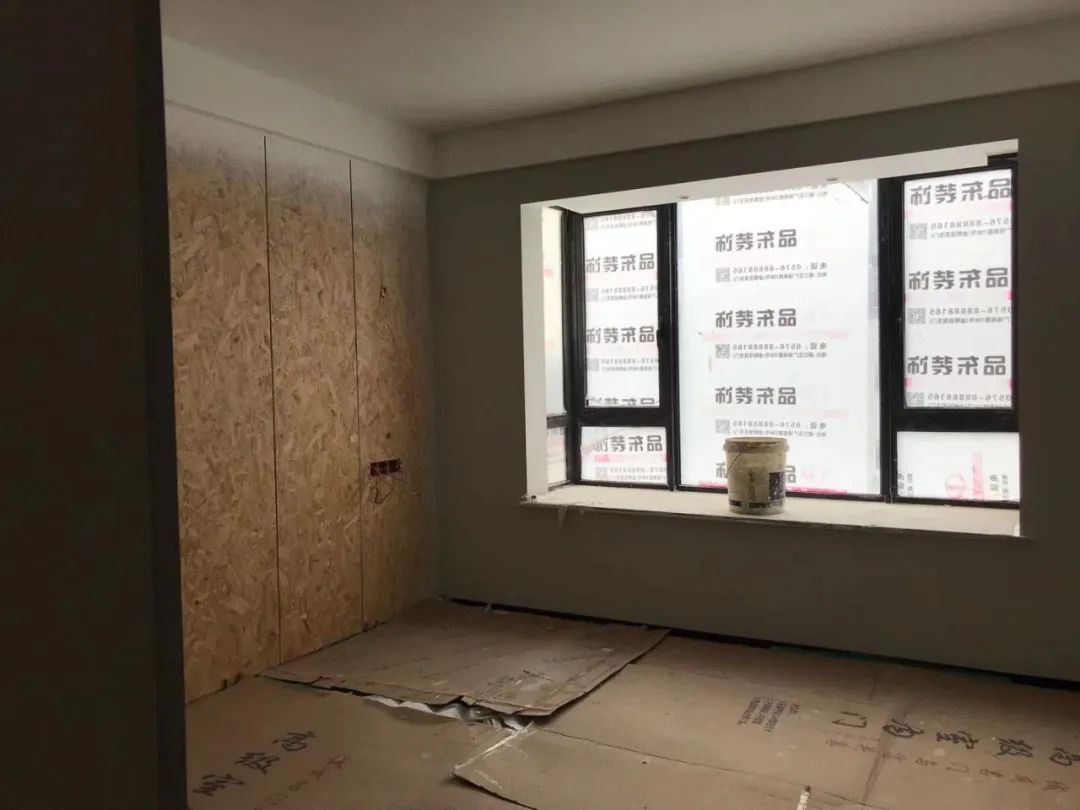 现代简约风格的艺术生活空间丨中国台州丨品东装饰-114