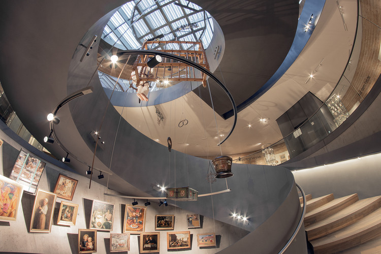 奥地利 Asten 面包博物馆，悬浮式奇观橱柜展示-18