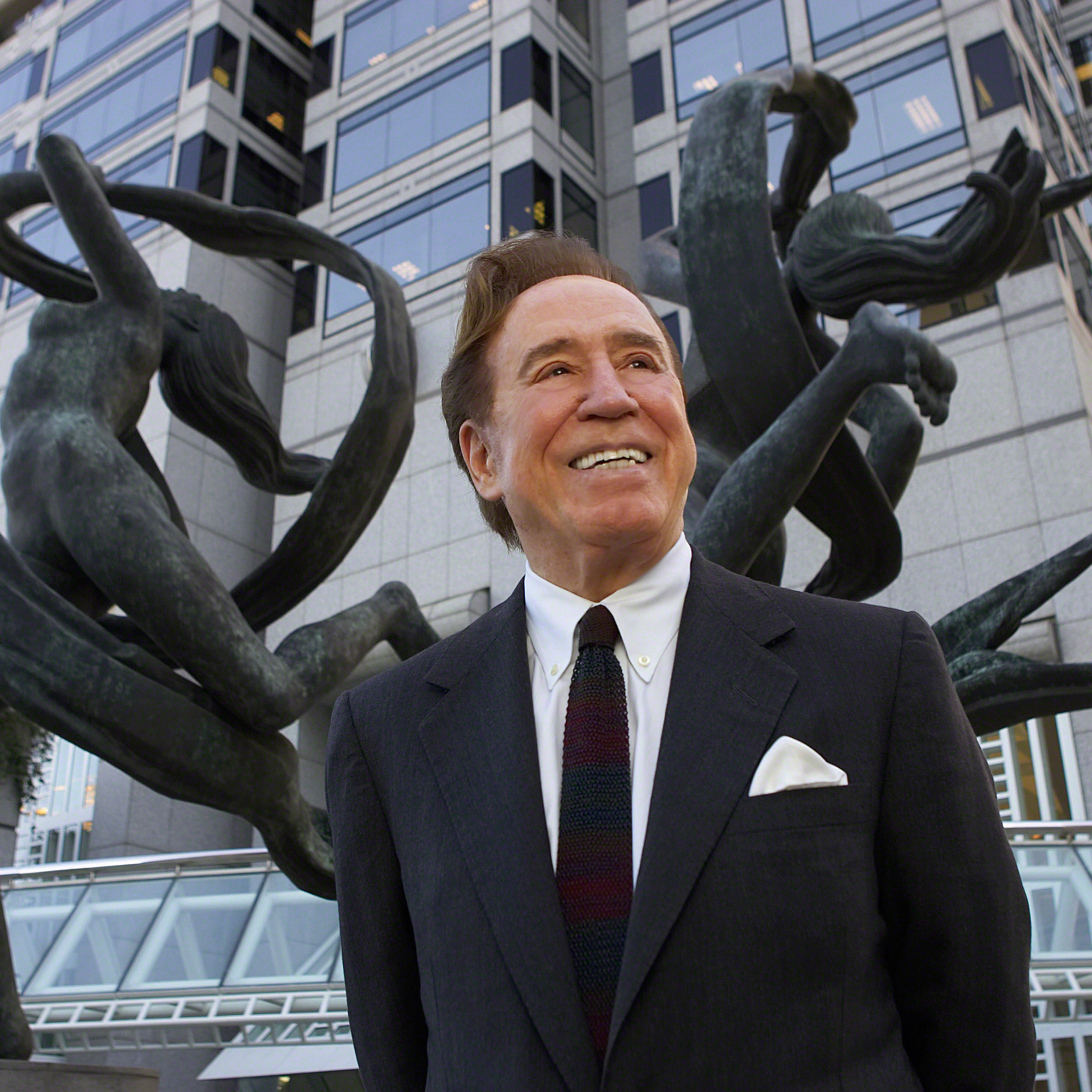 传奇建筑师波特曼去世,创新中庭设计影响美国城市景观-0