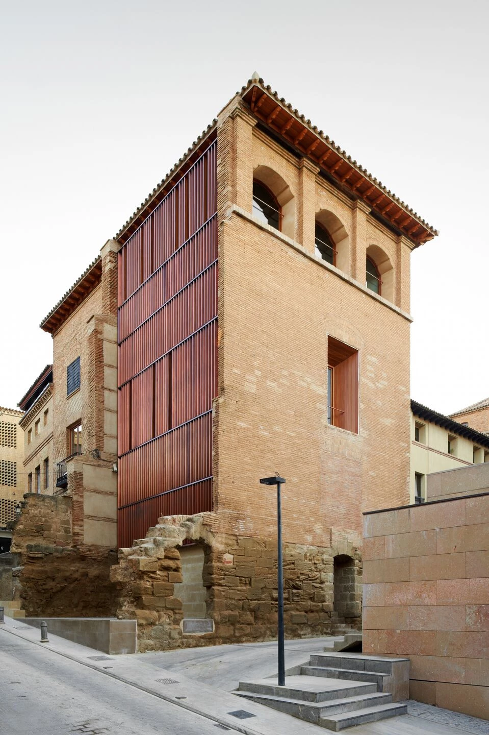 Huesca 城市档案馆翻新丨西班牙韦斯卡丨IDOM-42