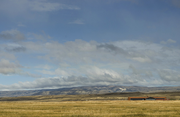 Huemules Border Complex  Cavagnaro Rojo Arquitectos + Jorge García + Crisosto Arquitectos-0