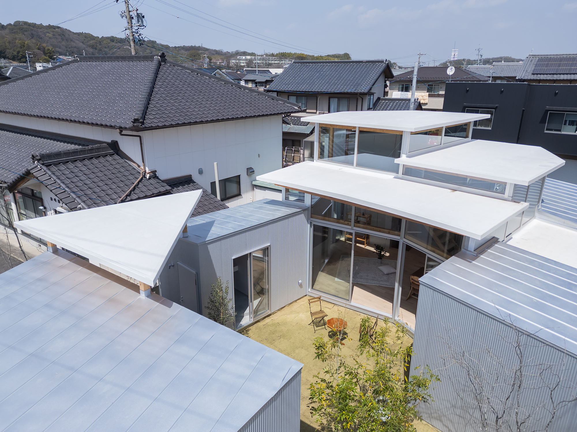 梅之木的房子丨日本丨Hidekazu Kishi Architects-8
