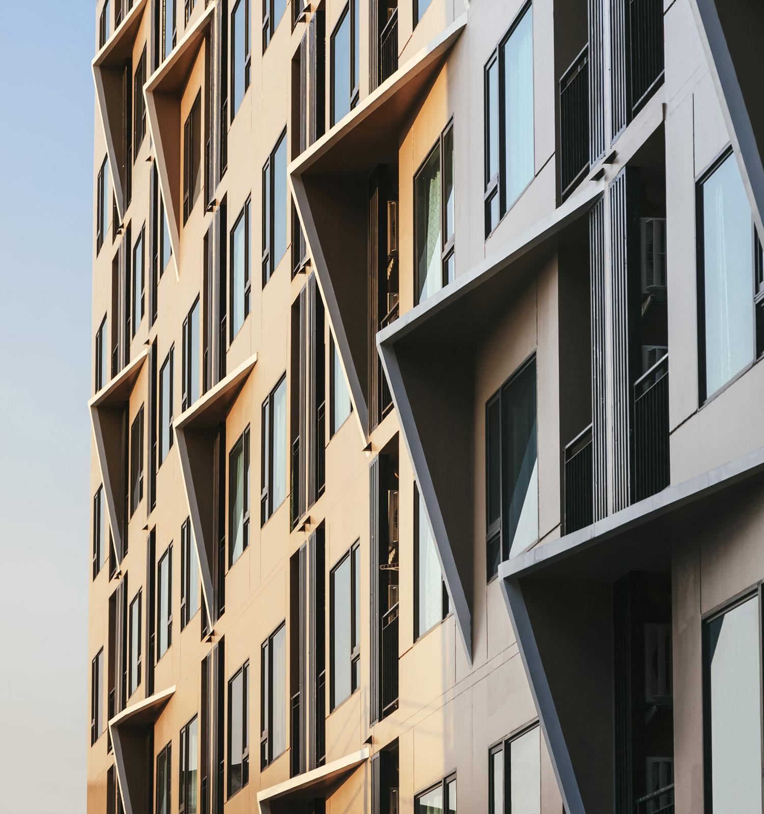 沙吞康多莱特像素公寓（注：CONDOLETTE可能是特定的公寓品牌名，SATHORN一般指曼谷的沙吞区，这里结合常见语境将其翻译为公寓相关表述，具体可根据实际情况调整） 丨泰国曼谷-15