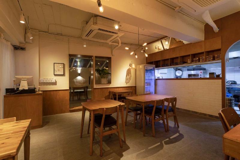 18 坪温馨韩式小屋，品味白色与木质的温暖空间-13