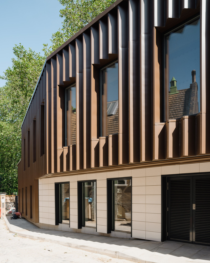 隐秘花园中的旧乳品厂改造-30