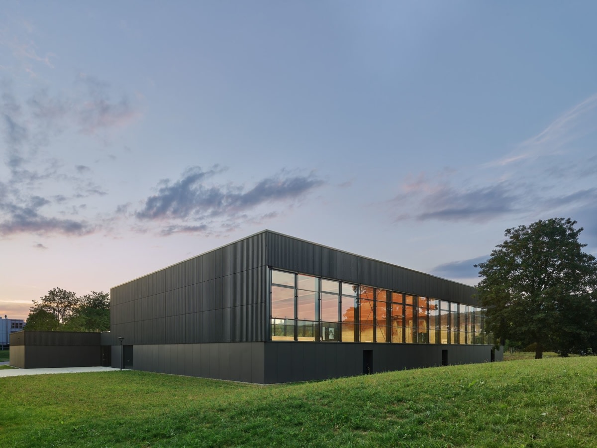 德国埃斯林根职业学校多功能运动中心丨德国斯图加特丨Drei Architekten-8