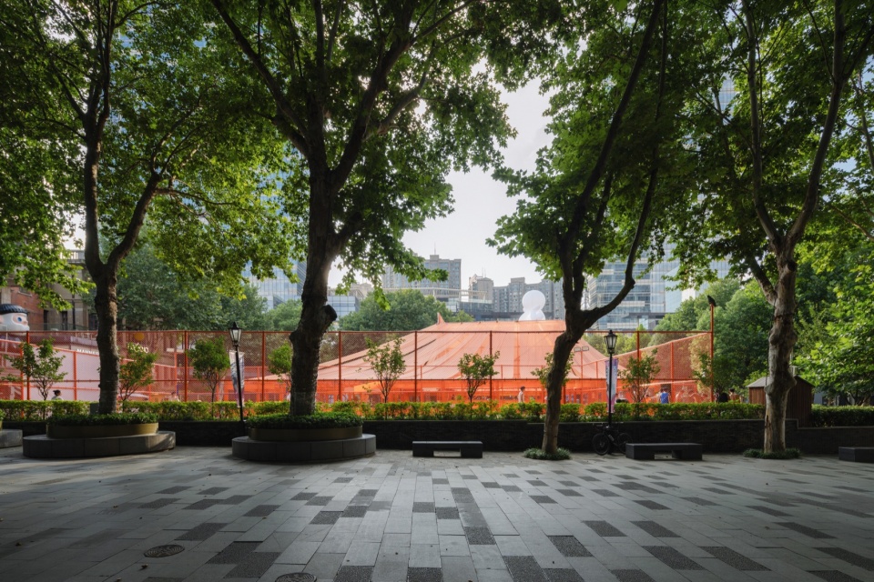 武汉天地“DIVE IN SUMMER 潮涌派对”丨中国武汉丨UAO 瑞拓设计-16