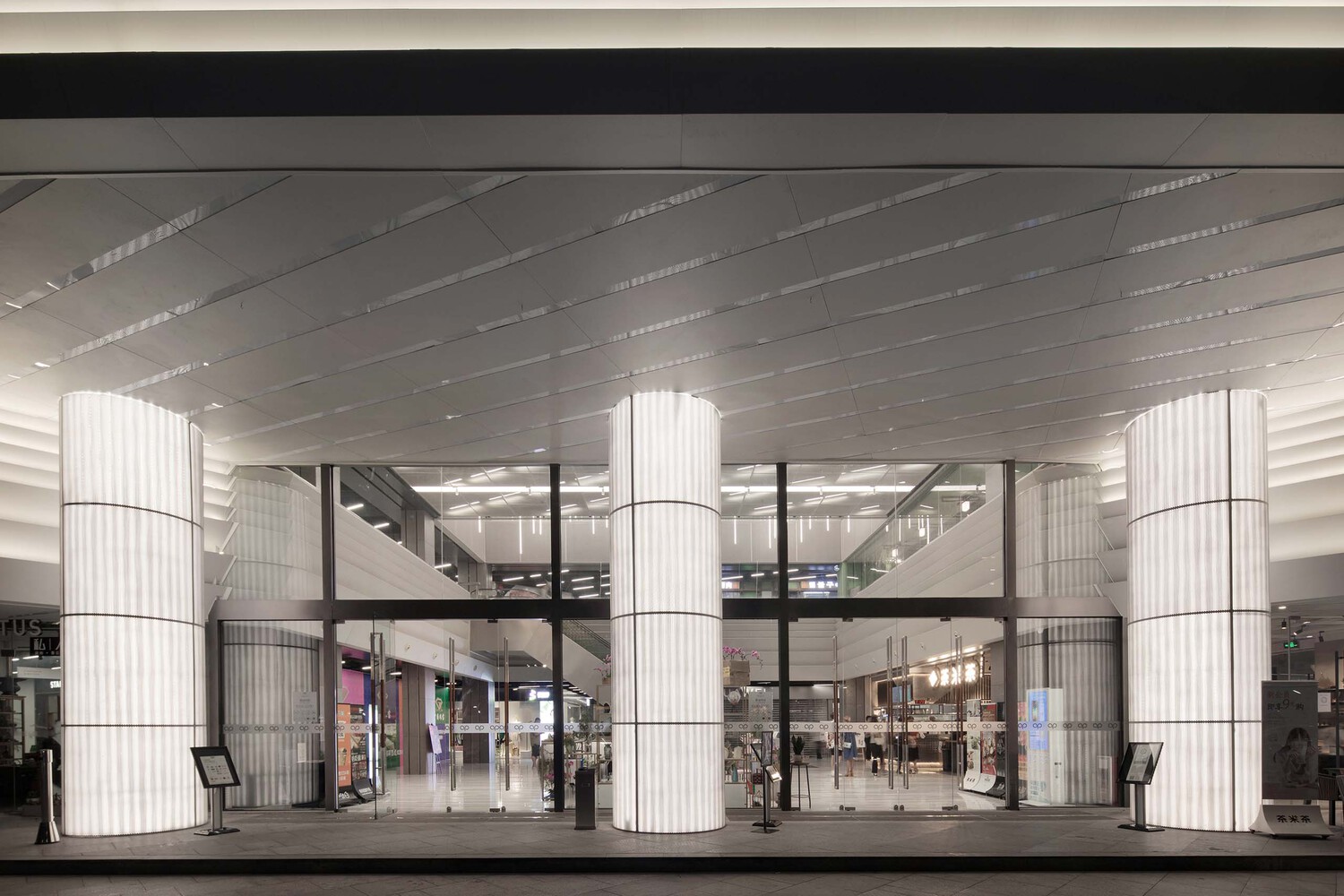 广州外商大酒店丨中国广州丨+C Architects-15