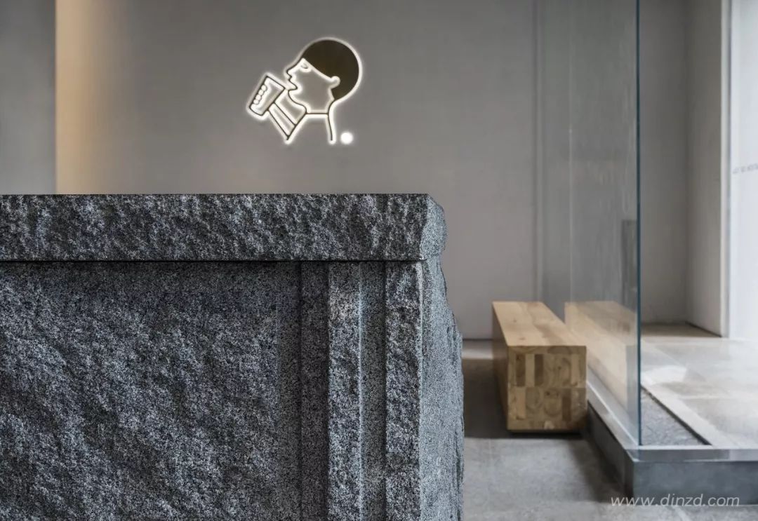 喜茶南宁万象城店 | 城市山水间的残缺之美-4