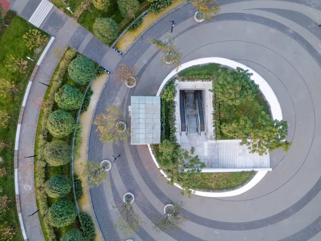 两江悦来生态城中心广场 | 海绵城市设计典范-34