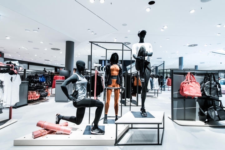 L&T 体育用品店-36