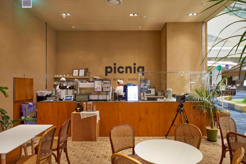 23 平米咖啡馆的逆袭 | 极简工业风打造高性价比空间-12