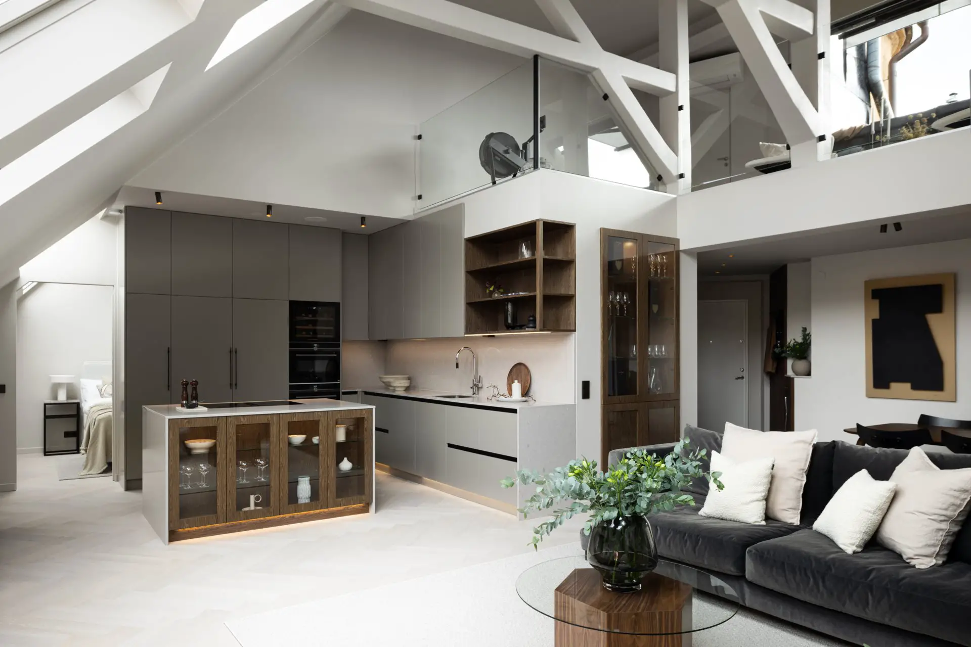 瑞典独特设计复式公寓，尽享城市宁静美景-3