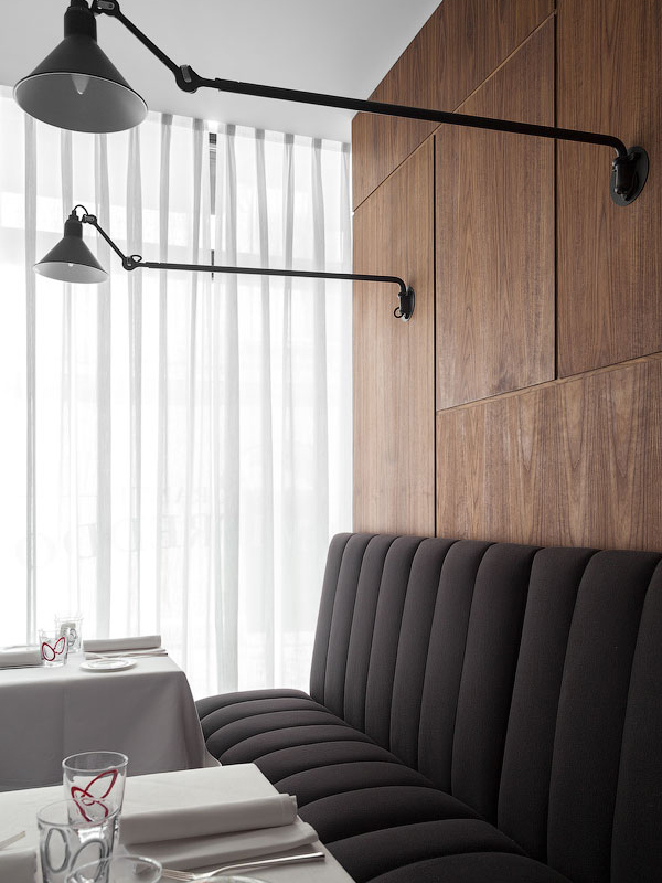 莫斯科 Semifreddo 餐厅 | 砖墙裸露,简约精致-30