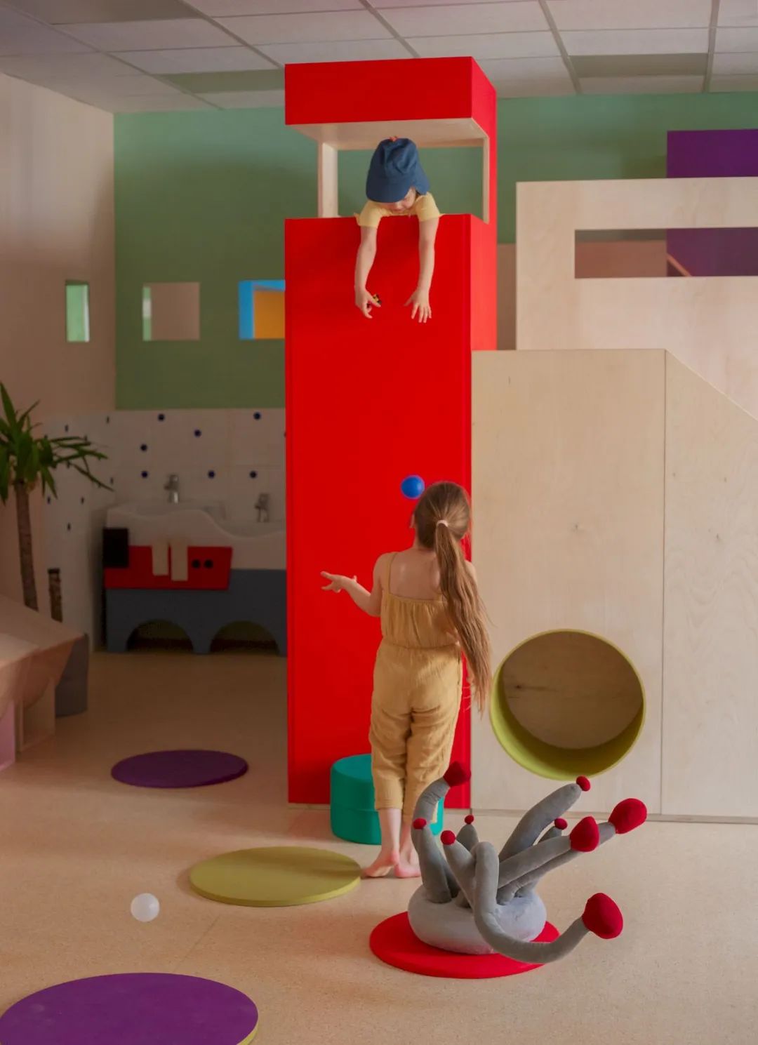 俄罗斯儿童岛游乐空间-13