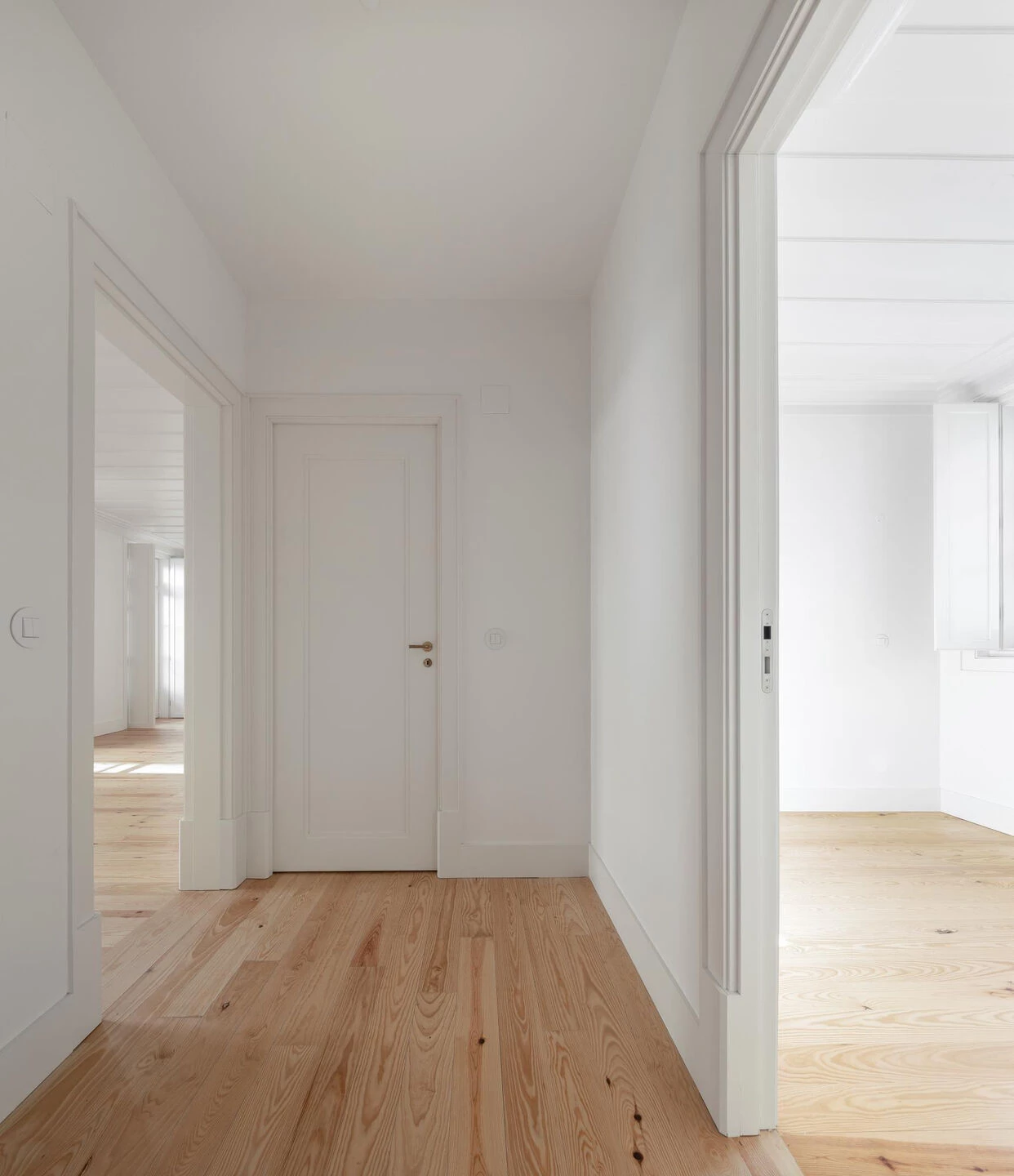 窗户的丨葡萄牙里斯本丨ATELIER CENTRAL Arquitectos-39