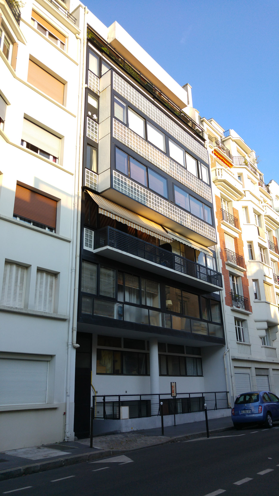 勒·柯布西耶的"天空、树木、钢铁和混凝土"理念融入公寓设计-15