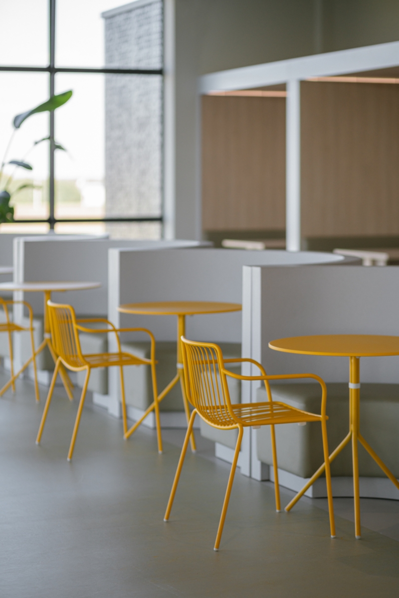 波兰时尚巨头 LPP 开放办公区丨BIDERMANN+WIDE-22