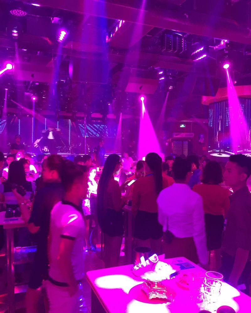 海南昌江呀诺达复古文艺酒吧-30