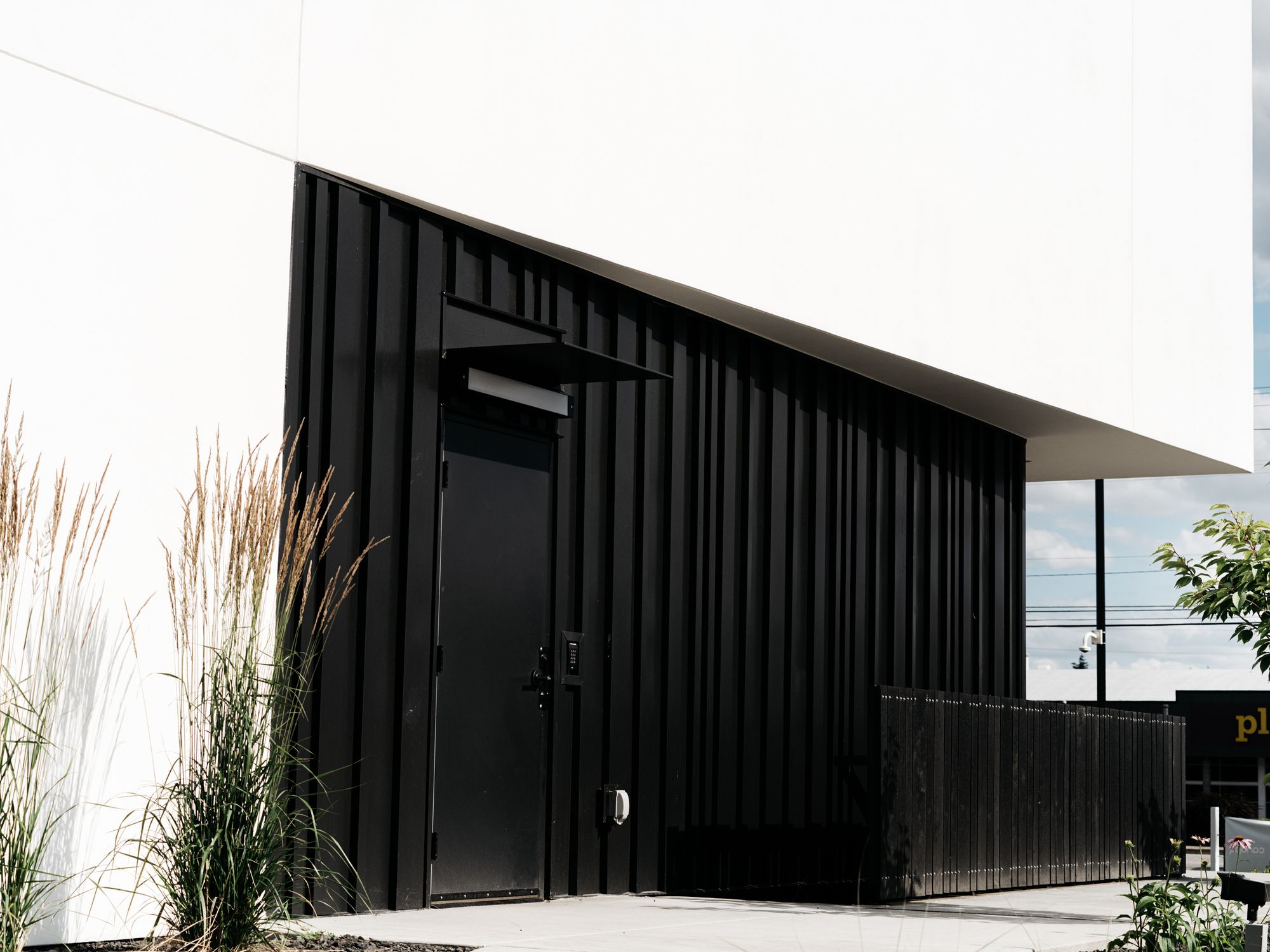 Canopy Credit Union & Ladder Coffee – Valley – HDG Architecture-22