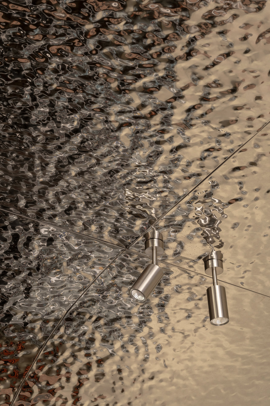 梅瓦点(注:MEVA可能是特定的品牌、名称等,如果有更多背景信息,翻译会更精准) 丨乌克兰基辅-20