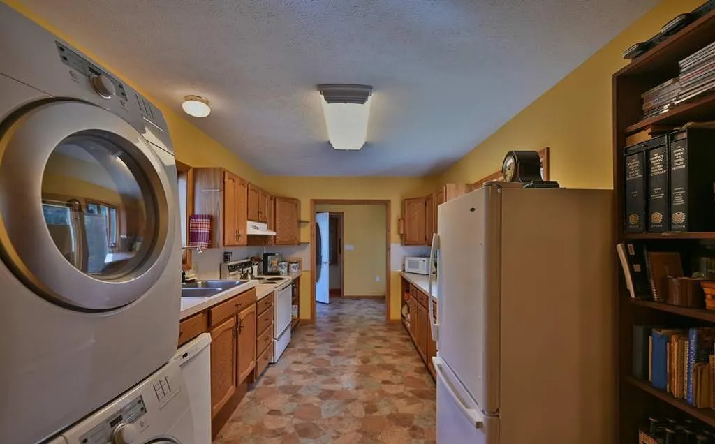 Luxury Rustic Airbnb Cabin Transformation-16