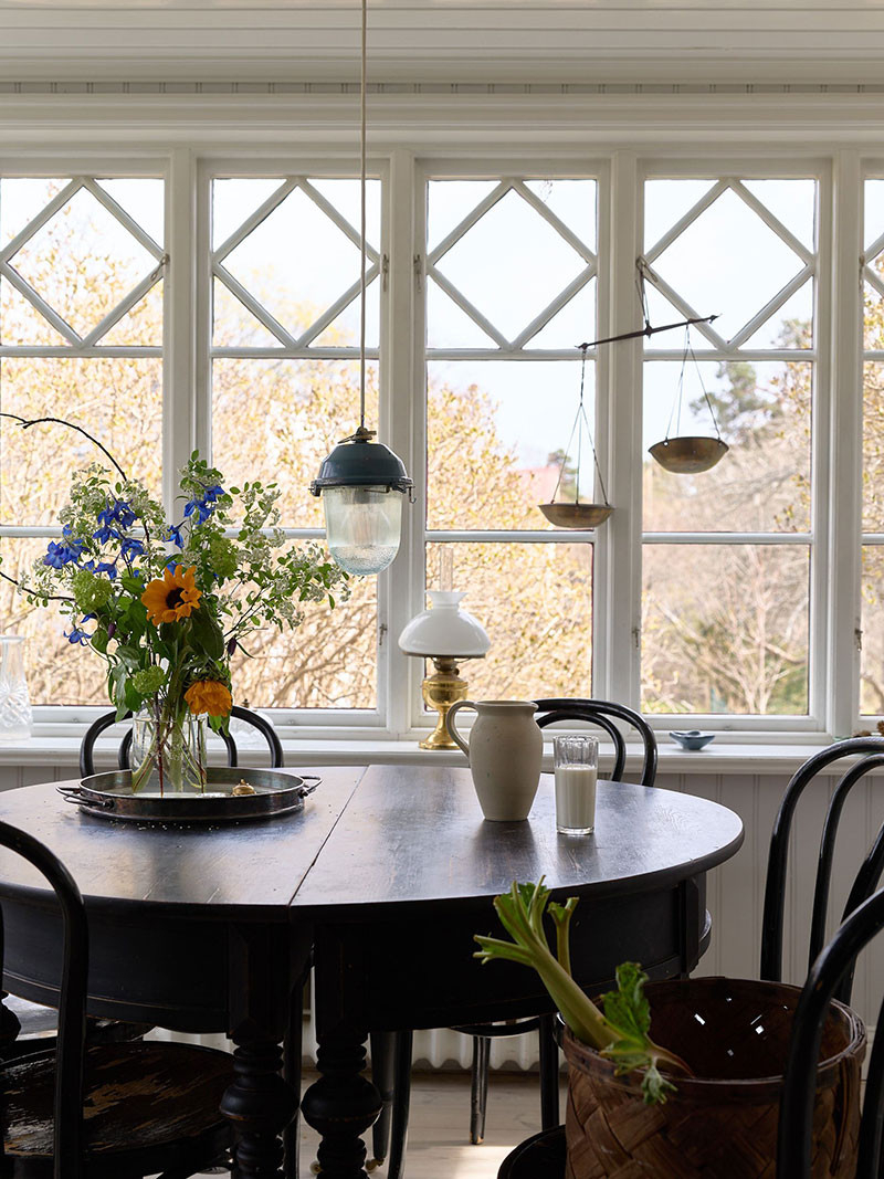 瑞典乡村小屋 | 塔楼与屋顶露台完美融合-6