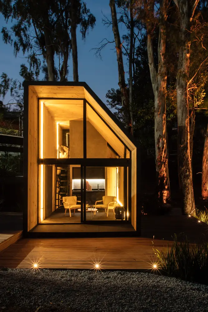 巴西模块化黑色木屋设计,环保便捷-15