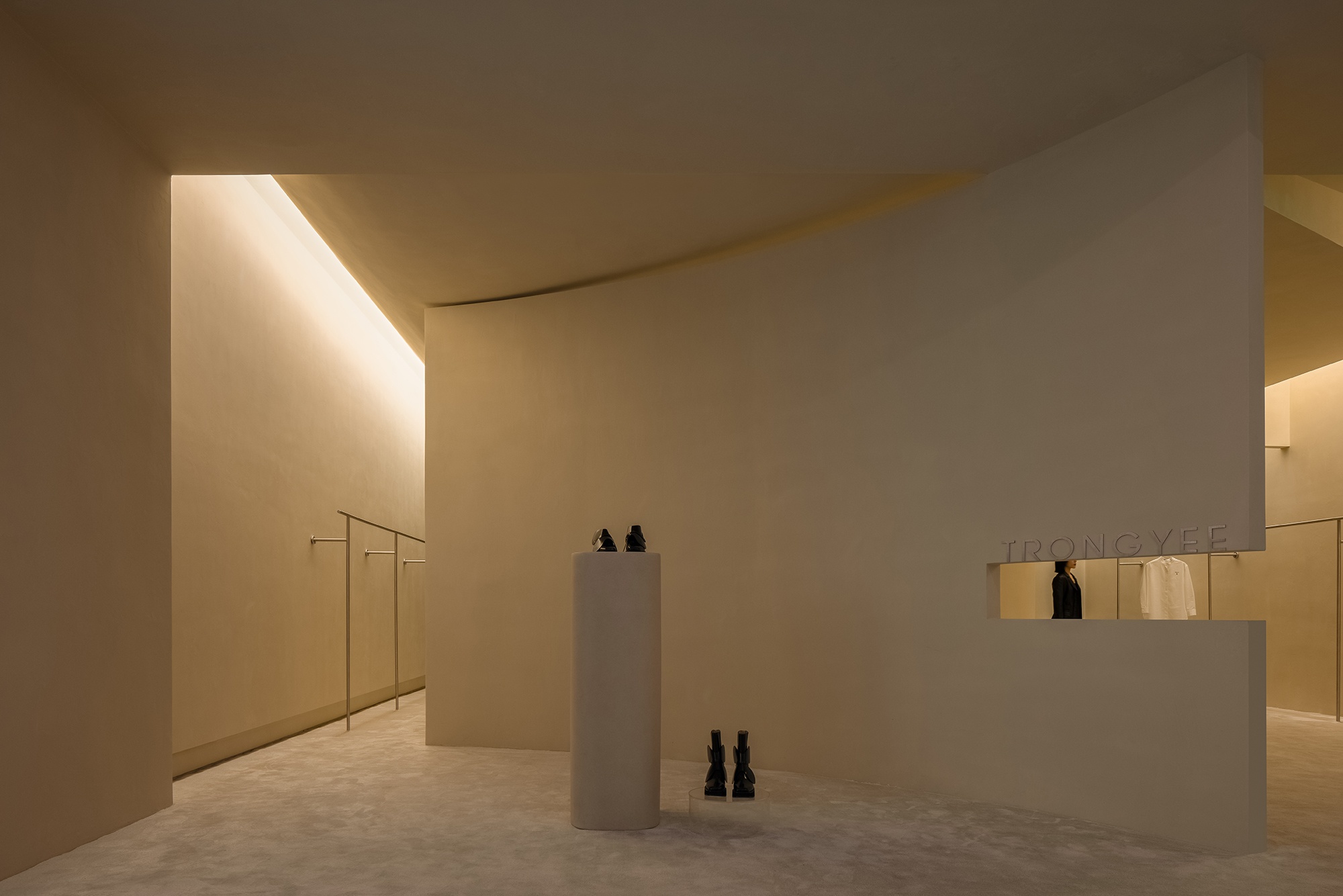 衍生TRONGYEE 设计师品牌集合店（汕头万象城店）丨中国汕头丨AD 艾克建筑设计-25